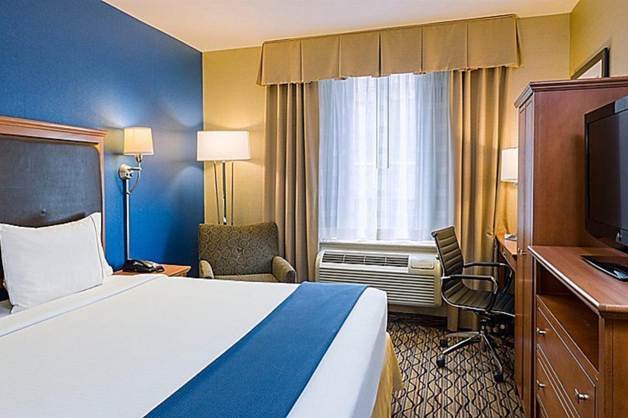 Holiday Inn Express New York City Chelsea, An Ihg Hotel Εξωτερικό φωτογραφία